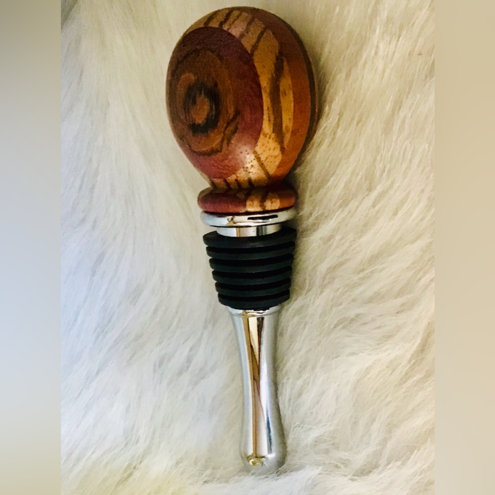Wood Knob Wine Bottle Stopper
Multi Layered Beautiful & Unique